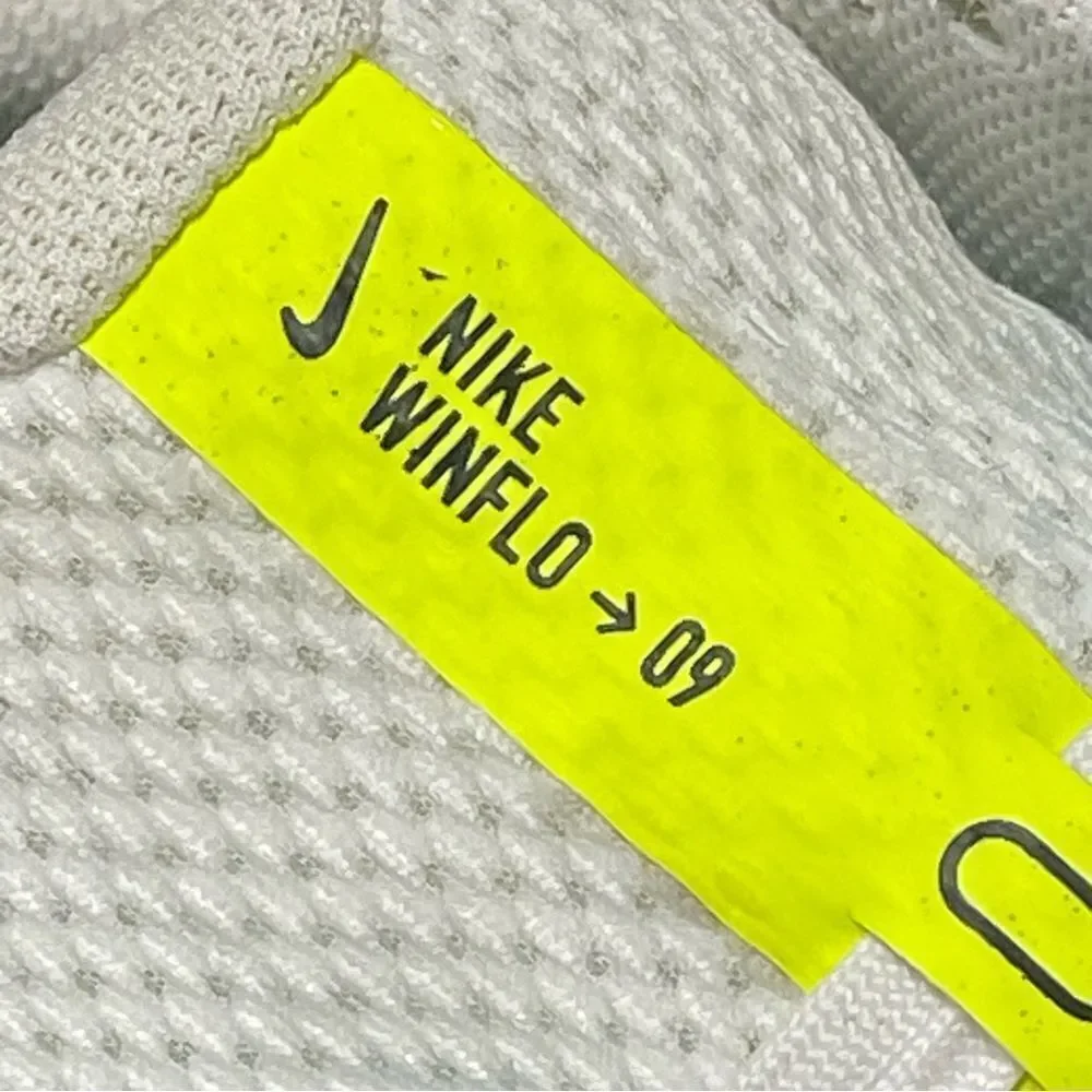 Nike buy confidence
